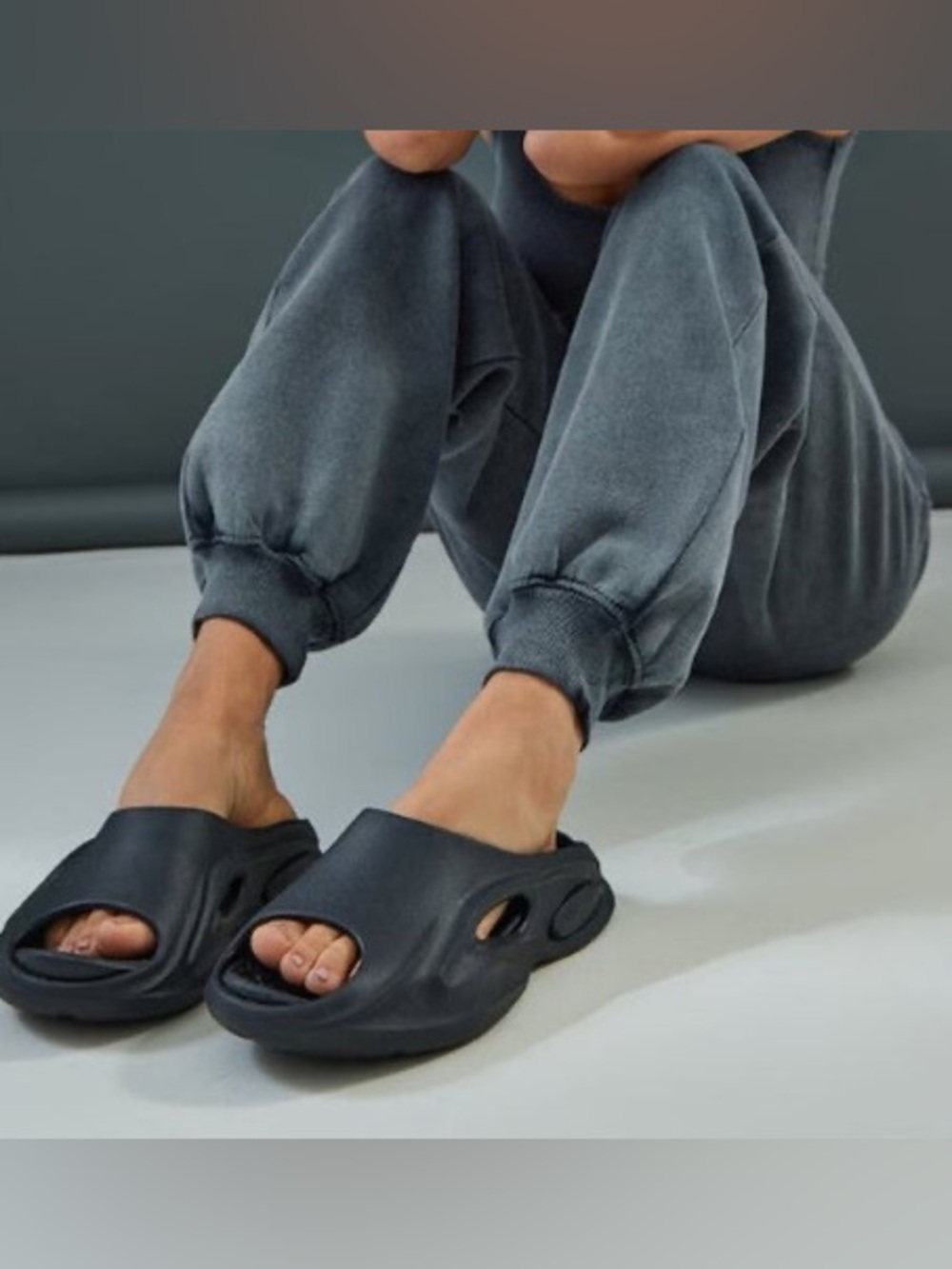 NWT PrettyLittleThing Black Chunky EVA Platform Slide Sandal UK 8/ US 10